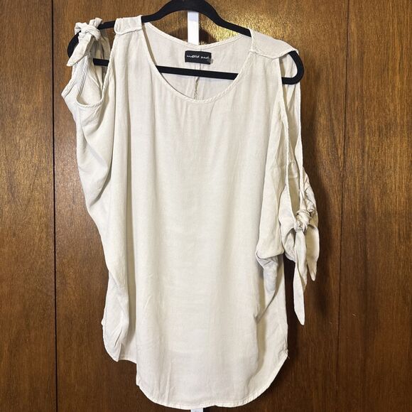 Mustard Seed Cold Shoulder Top Sz L Light Green Rayon Tied Sleeves - Picture 3 of 4